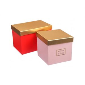 Подарункові коробки